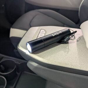Kia LED Flashlight and Power Bank